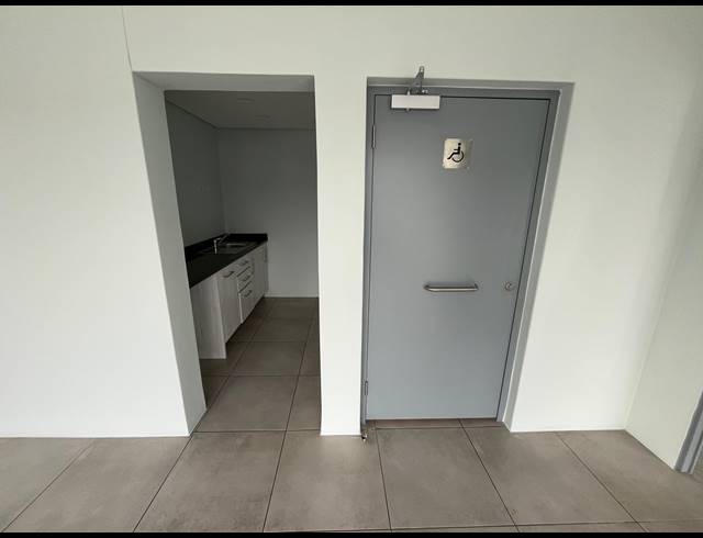 518M² WAREHOUSE TO LET IN STIKLAND INDUSTRIAL